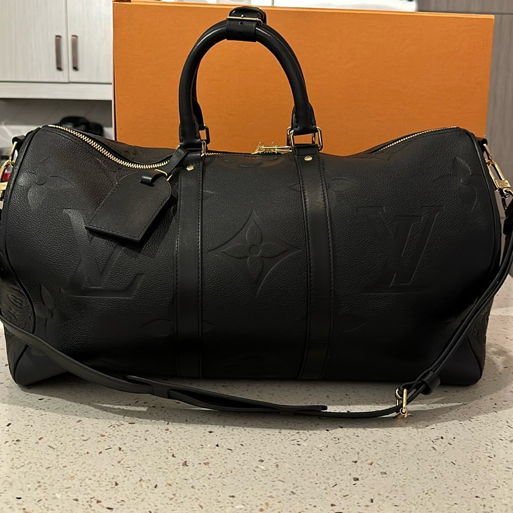 Louis Vuitton Keepall 45 Like new.